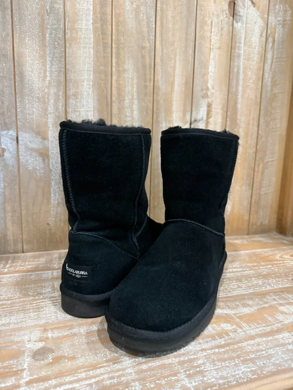 KOOLABURRA by UGG Classic Burra Short Boot Women's 10 Black Suede Outdoor Casual